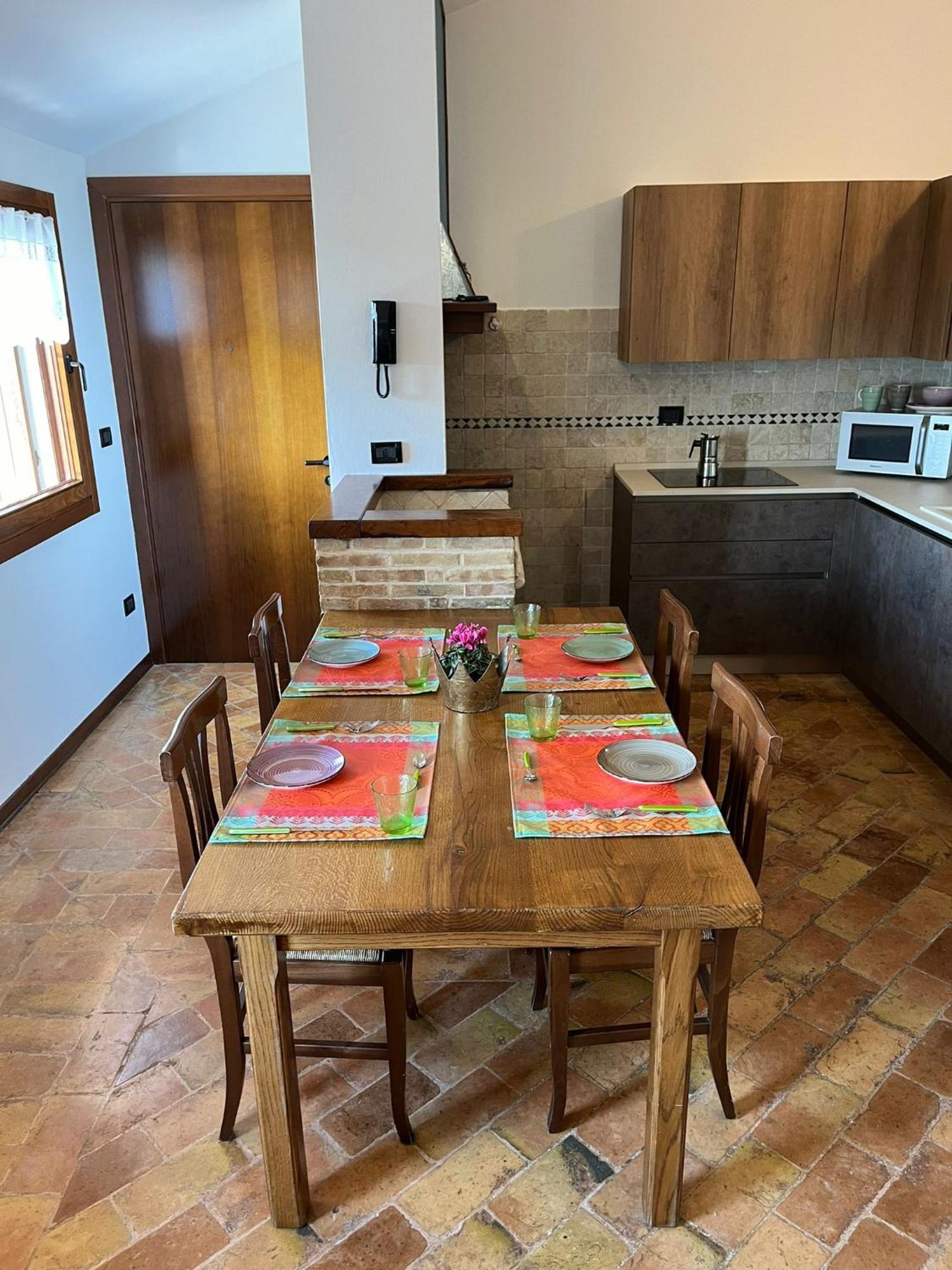 Casa Vacanze Pierangela Susegana ภายนอก รูปภาพ